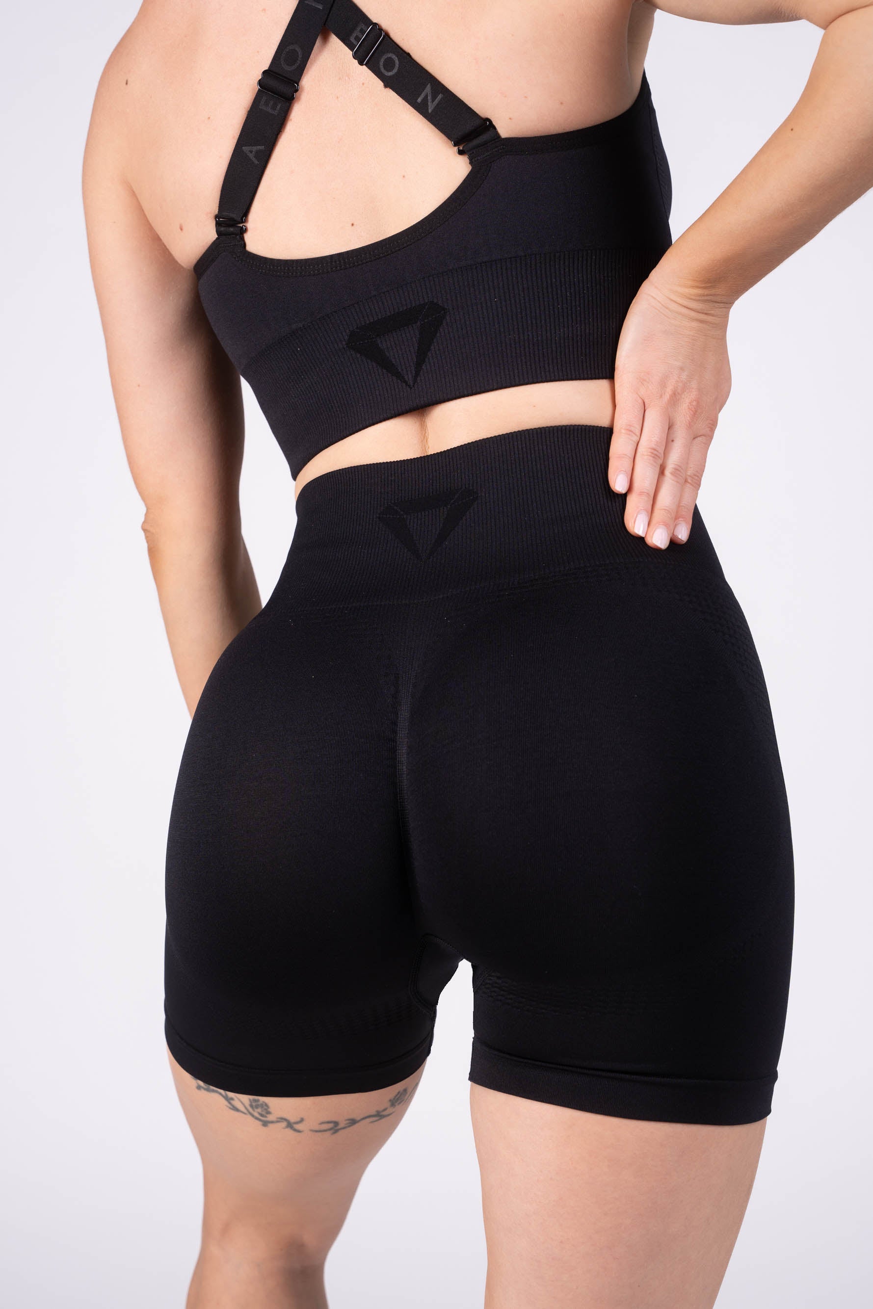 LEGGINGS SEAMLESS ELEVATE